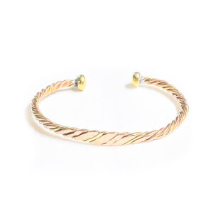 This elegant bracelet is made of high-quality materials and is designed to fit any wrist size.